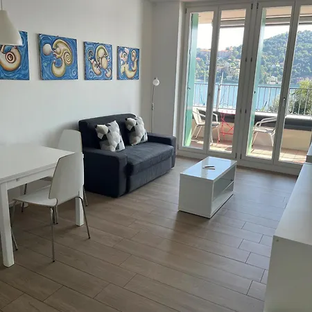 Serviced By De Charme