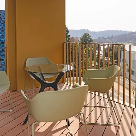 Apartment Serviced By De Charme Laveno