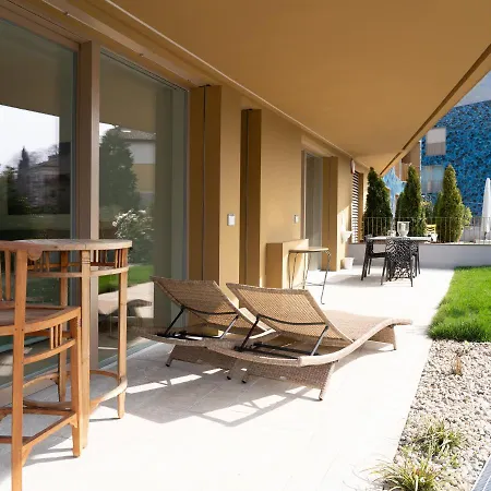 Apartment Serviced By De Charme Laveno