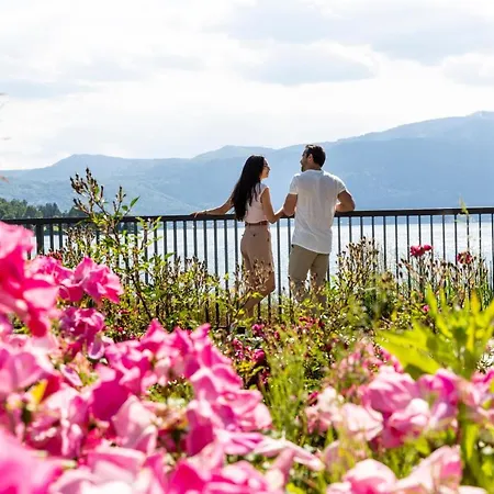 Serviced By De Charme Apartment *