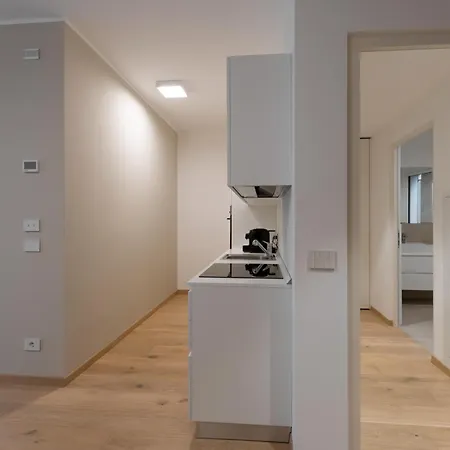 Serviced By De Charme *