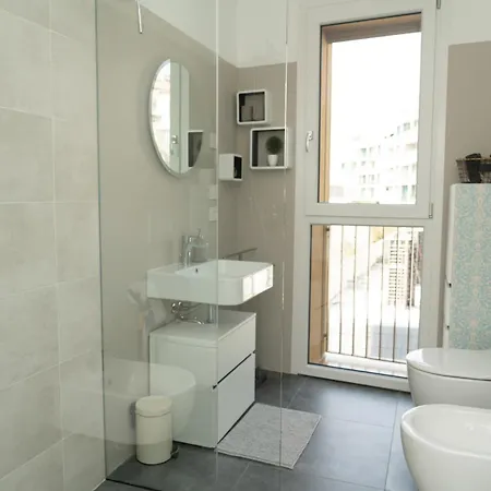 Serviced By De Charme Apartment