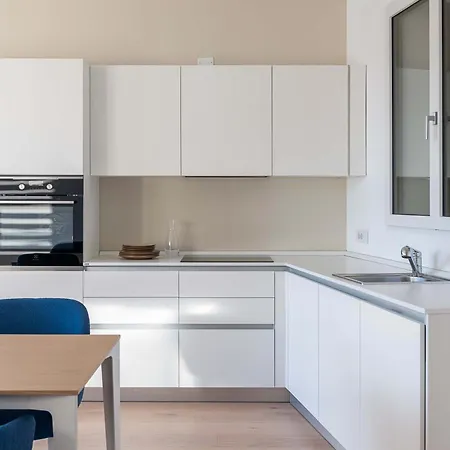 Serviced By De Charme Apartment *
