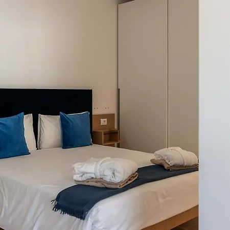 Serviced By De Charme Apartment *