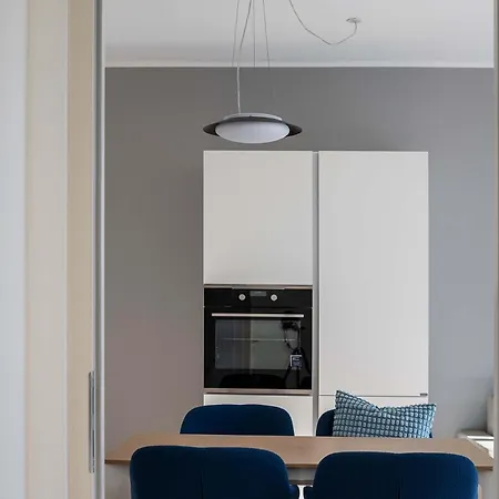 Apartment Serviced By De Charme *