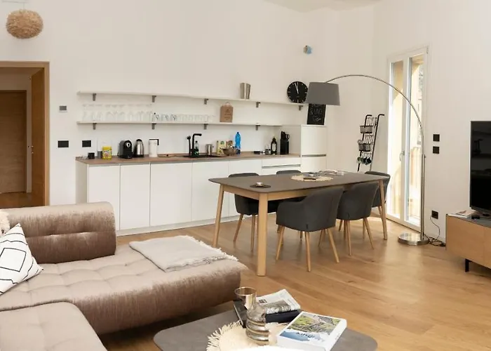 Serviced By De Charme Apartament