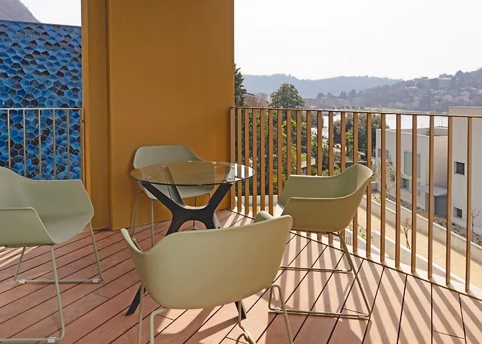 Apartament Serviced By De Charme Laveno