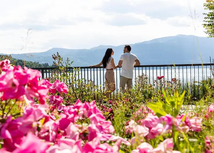 Serviced By De Charme Lägenhet *