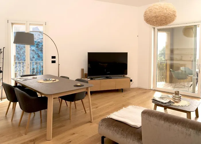 Serviced By De Charme Apartament *