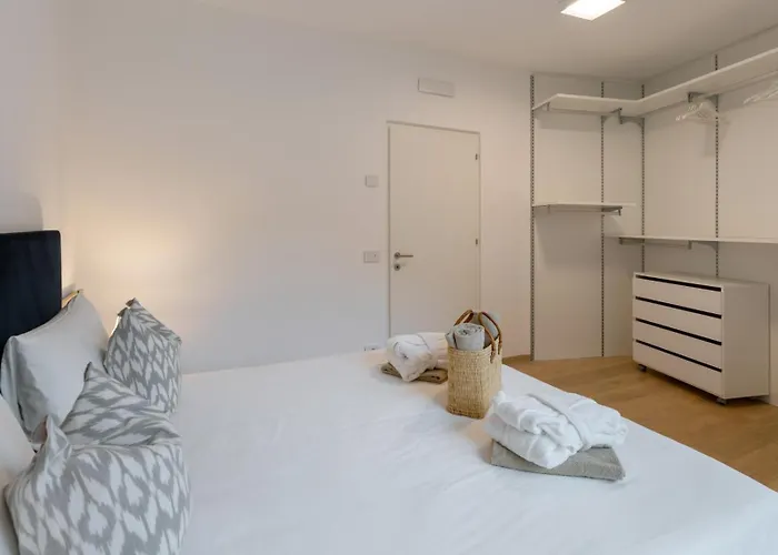 Apartament Serviced By De Charme *