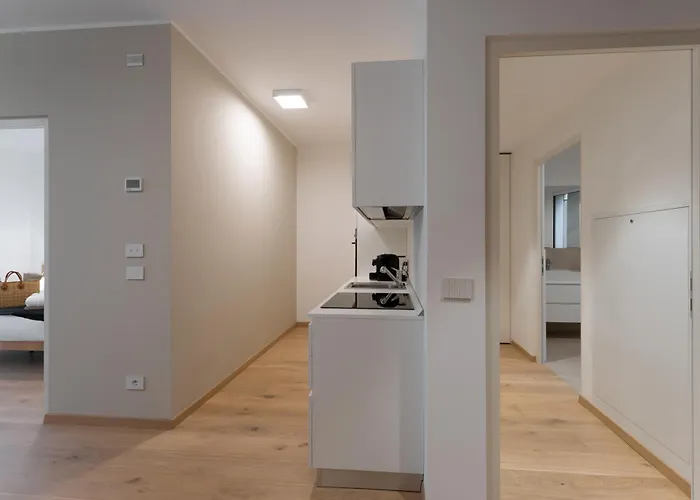 Serviced By De Charme *