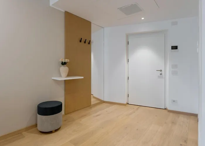 Serviced By De Charme Daire *